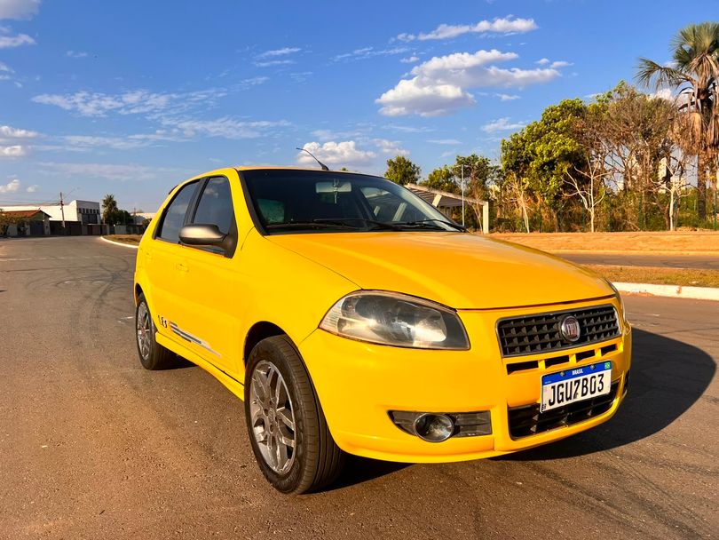 Fiat Palio 1.8R mpi Flex 8V 4p