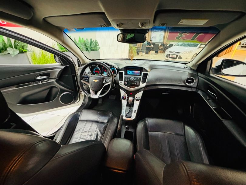 Chevrolet CRUZE HB Sport LT 1.8 16V FlexP. 5p Aut