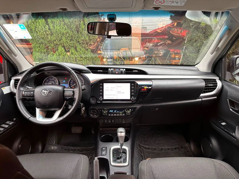 Toyota Hilux CD SR 4x4 2.8 TDI Diesel Aut.