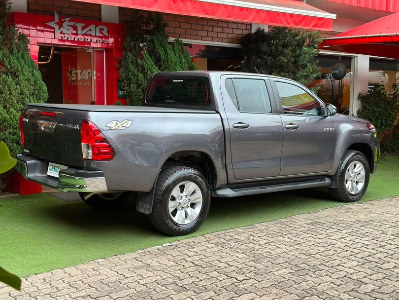 Toyota Hilux CD SR 4x4 2.8 TDI Diesel Aut.