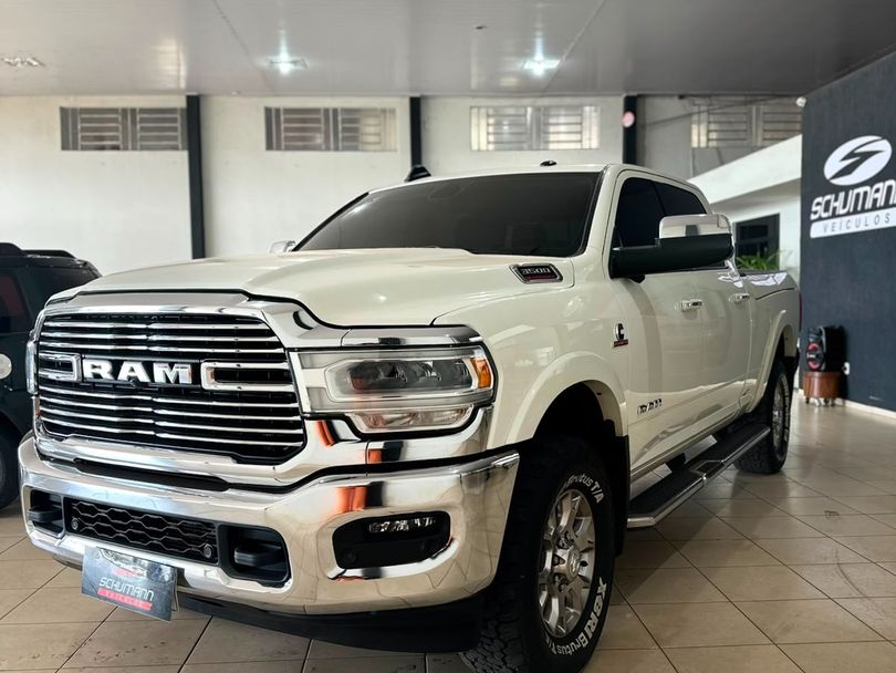 RAM 3500 LARAMIE 6.7 TB CD 4x4 Diesel