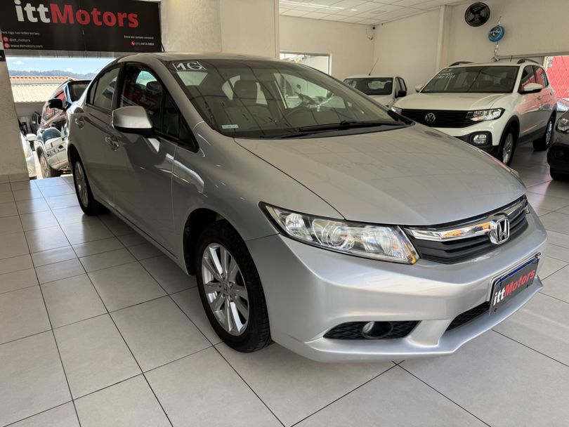 Honda Civic Sedan LXS 1.8/1.8 Flex 16V Aut. 4p