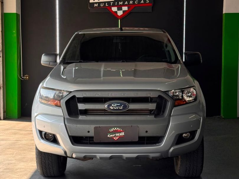 Ford Ranger XLS 2.2 4x4 CD Diesel Mec.