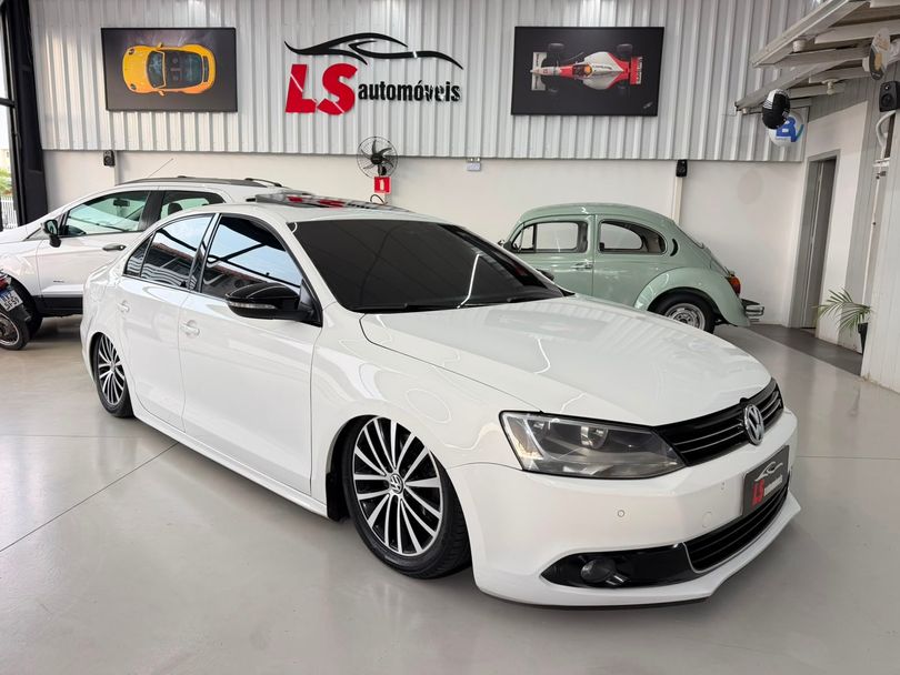 VolksWagen JETTA Highline 2.0 TSI 16V 4p Tiptronic