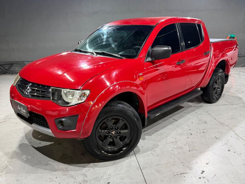 Mitsubishi L200 Triton HLS 2.4 Flex 16V CD Mec.