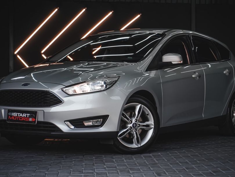 Ford Focus 1.6 S/SE/SE Plus Flex 8V/16V  5p