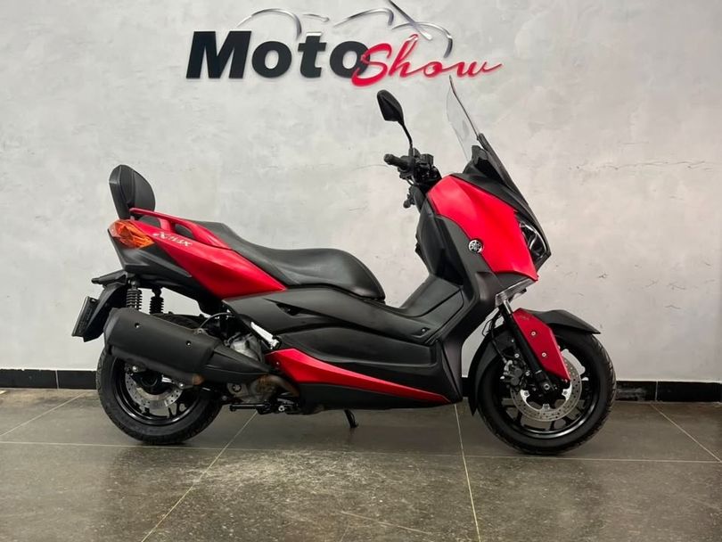 YAMAHA XMAX 250