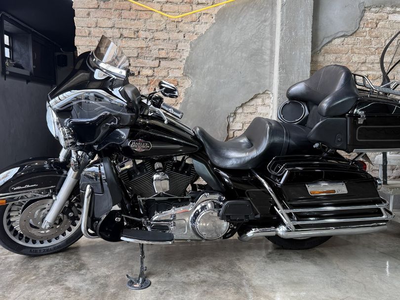 Harley ELECTRA GLIDE ULTRA CLAS. S.EAGLE FLHTCU