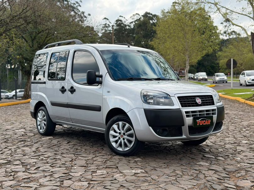 Fiat Doblo ESSENCE 1.8 Flex 16V 5p