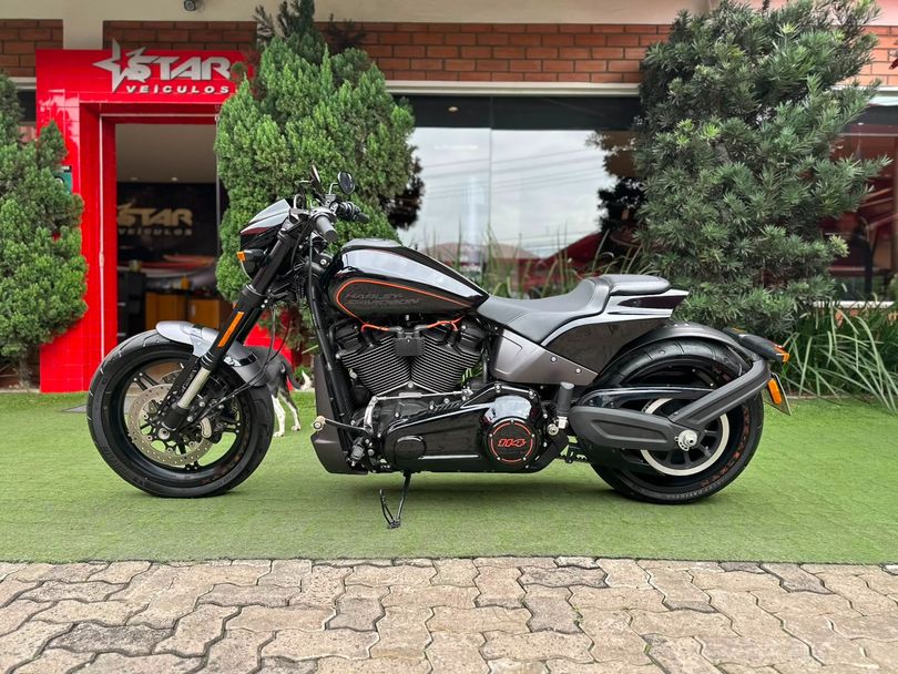Harley SOFTAIL FXDR