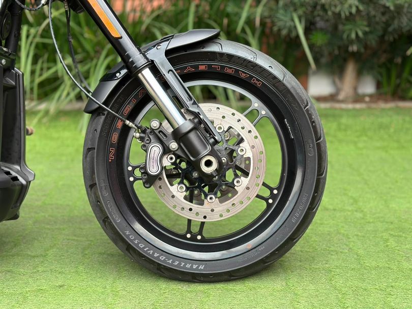 Harley SOFTAIL FXDR