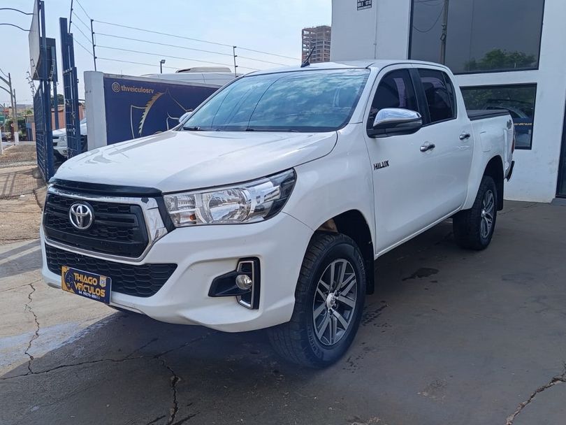 Toyota Hilux CD SRV 4x4 2.8 TDI Diesel Aut.