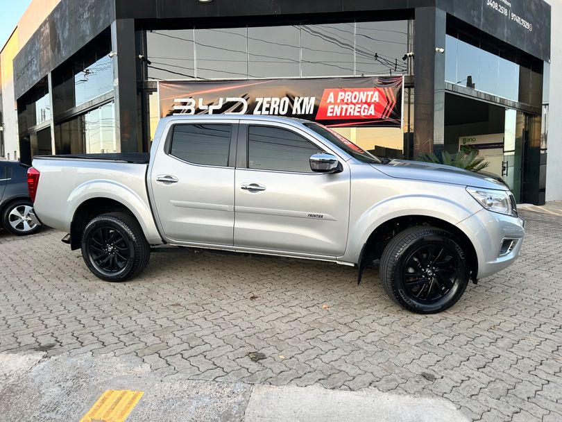 Nissan Frontier XE CD 4x4 2.3 Bi-TB Diesel Aut.