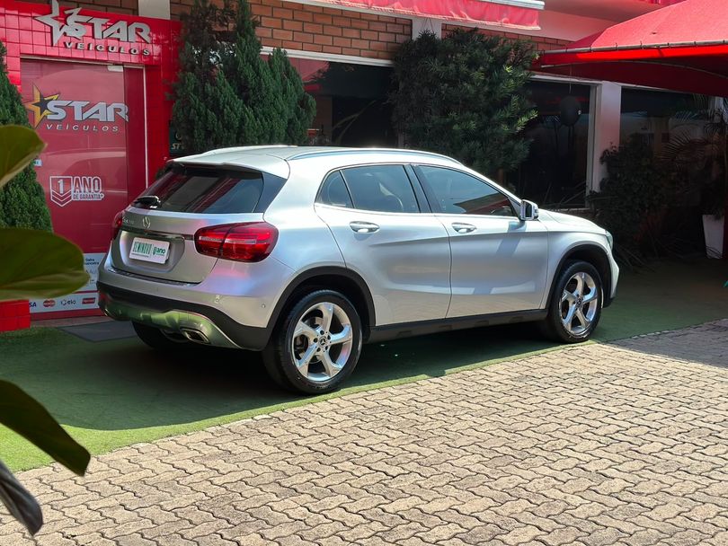 Mercedes GLA 200 Style 1.6 TB 16V/Flex Aut.