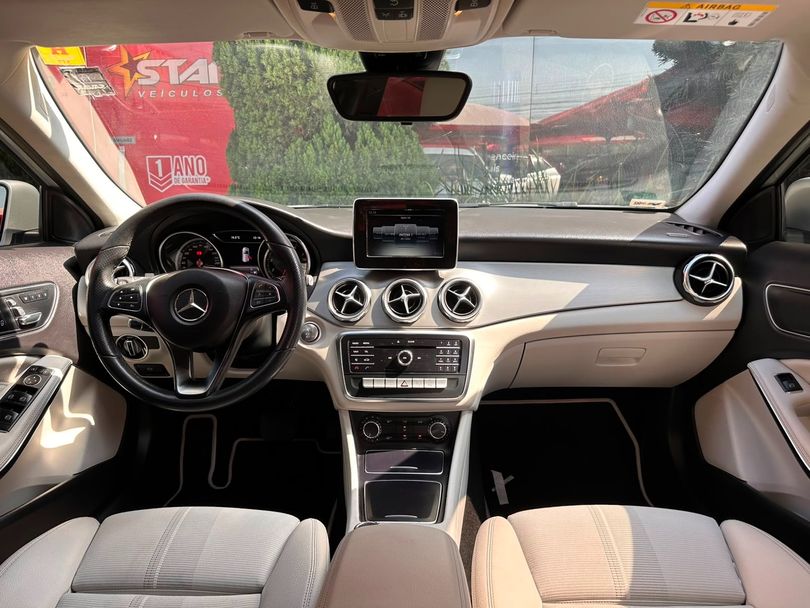 Mercedes GLA 200 Style 1.6 TB 16V/Flex Aut.