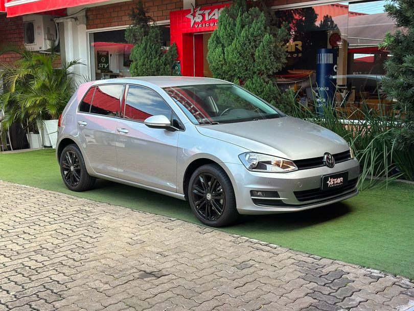 VolksWagen Golf Comfortline 1.0 TSI Total Flex Mec.