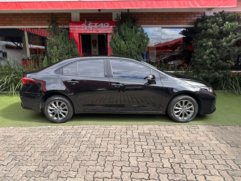 Toyota Corolla GLi 2.0 16V Flex Aut.