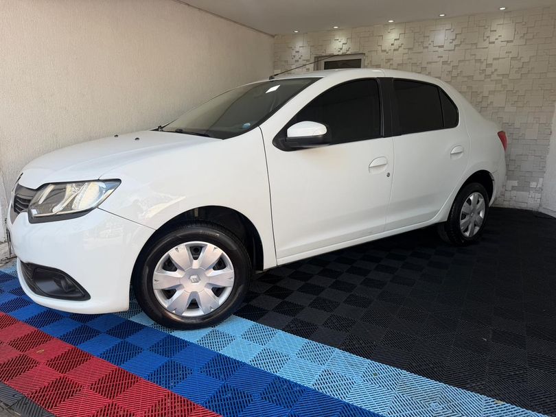 Renault LOGAN Expression Hi-Flex 1.6 8V 4p