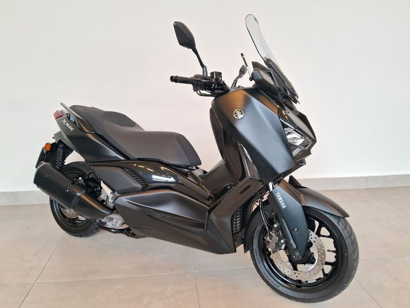 YAMAHA XMAX 250 CONNECTED 