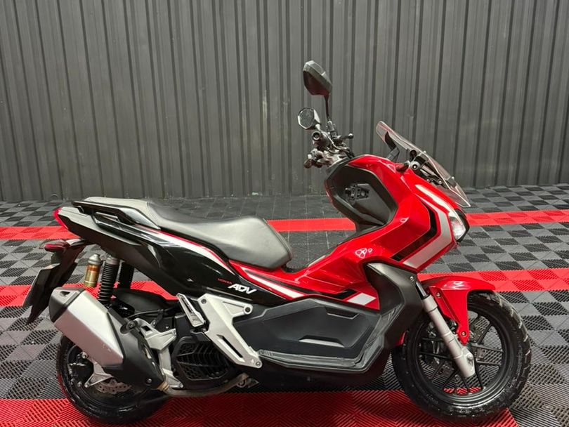 HONDA ADV 150