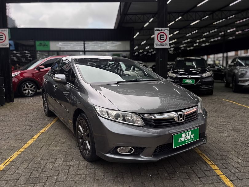 Honda Civic Sedan LXR 2.0 Flexone 16V Aut. 4p