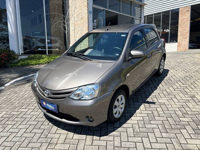 Toyota ETIOS XS 1.5 Flex 16V 5p Aut.