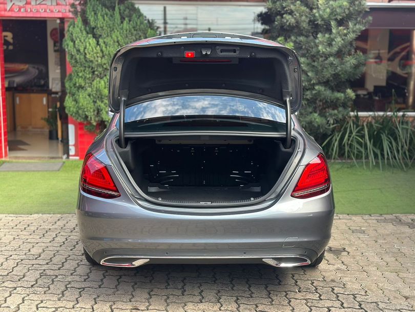 Mercedes C-180 CGI Exc. 1.6/1.6 Flex TB 16V  Aut.