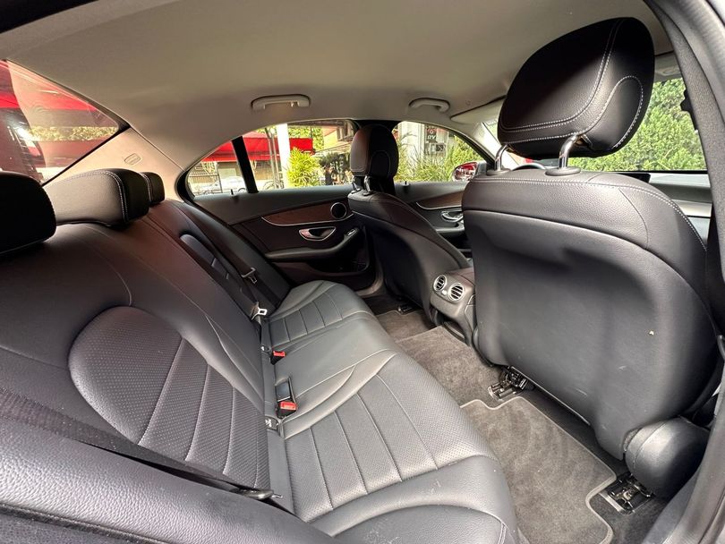 Mercedes C-180 CGI Exc. 1.6/1.6 Flex TB 16V  Aut.