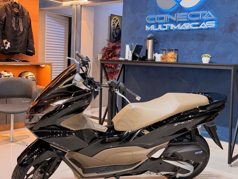 Honda PCX 160 DLX