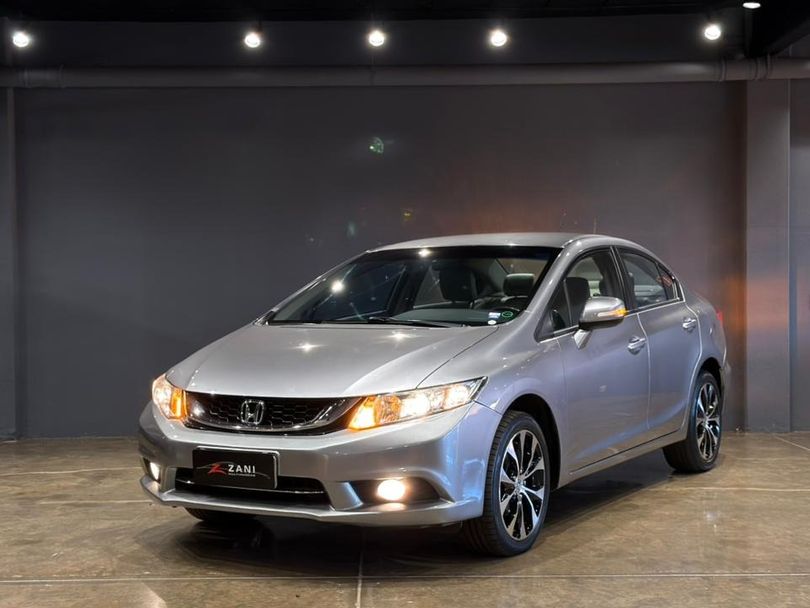 Honda Civic Sedan LXR 2.0 Flexone 16V Aut. 4p