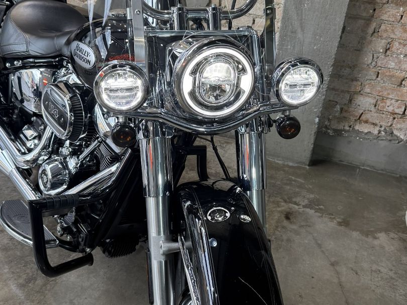 Harley HERITAGE CLASSIC FLHC/FLHCS