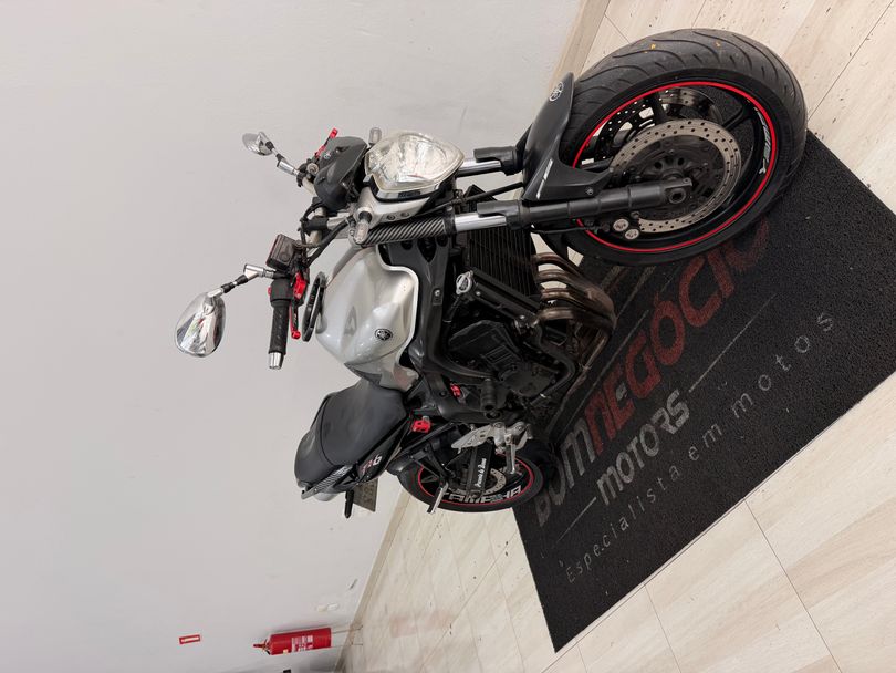 YAMAHA FZ6 N