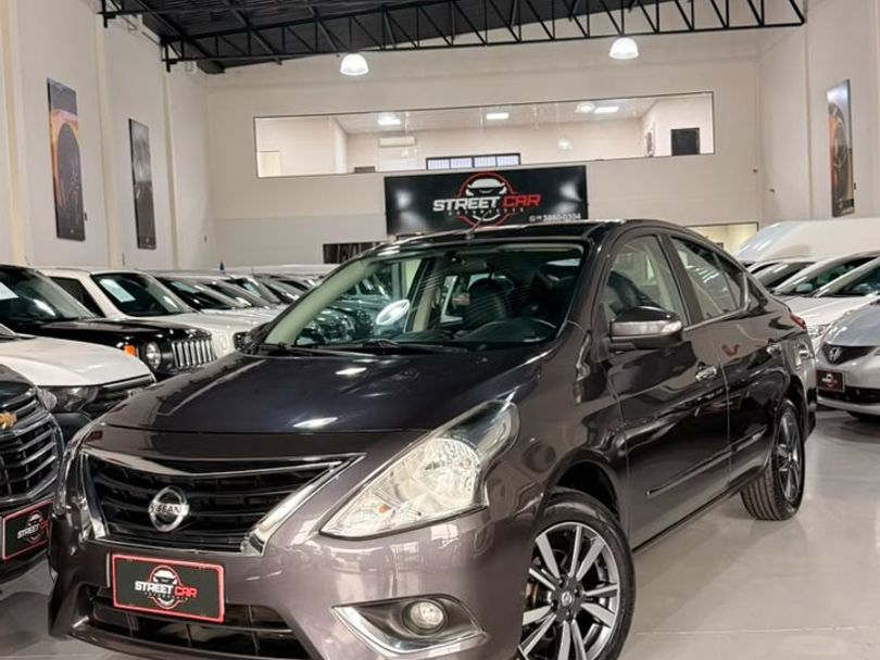 Nissan VERSA SL 1.6 16V FlexStart 4p Aut.