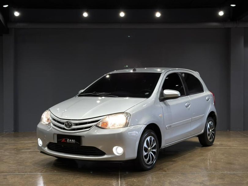 Toyota ETIOS XS 1.5 Flex 16V 5p Aut.