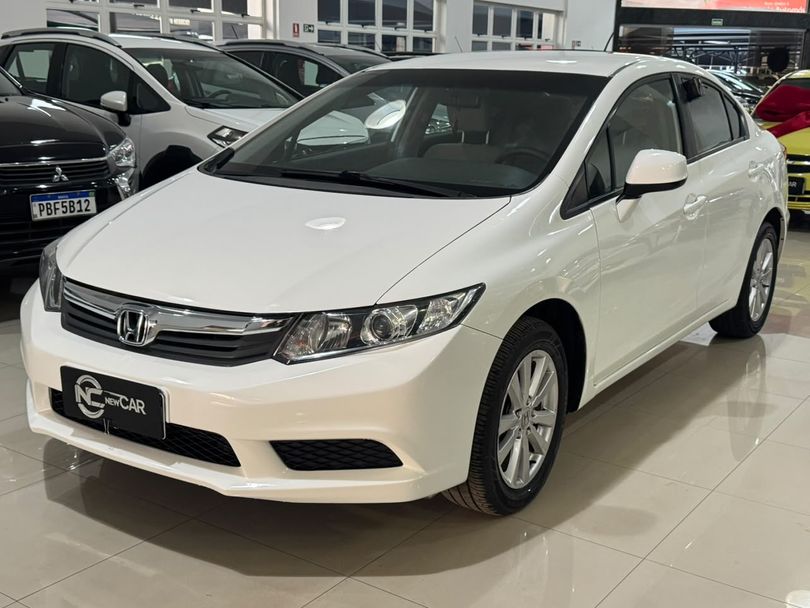 Honda Civic Sedan LXS 1.8/1.8 Flex 16V Mec. 4p