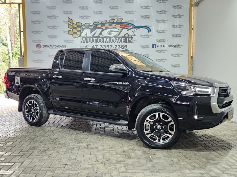 Toyota Hilux CD SRV 4x4 2.8 TDI Diesel Aut.
