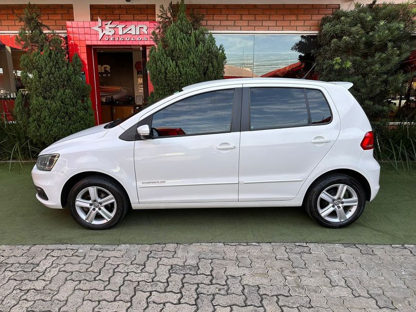 VolksWagen Fox Comfortline 1.6 Flex 8V 5p