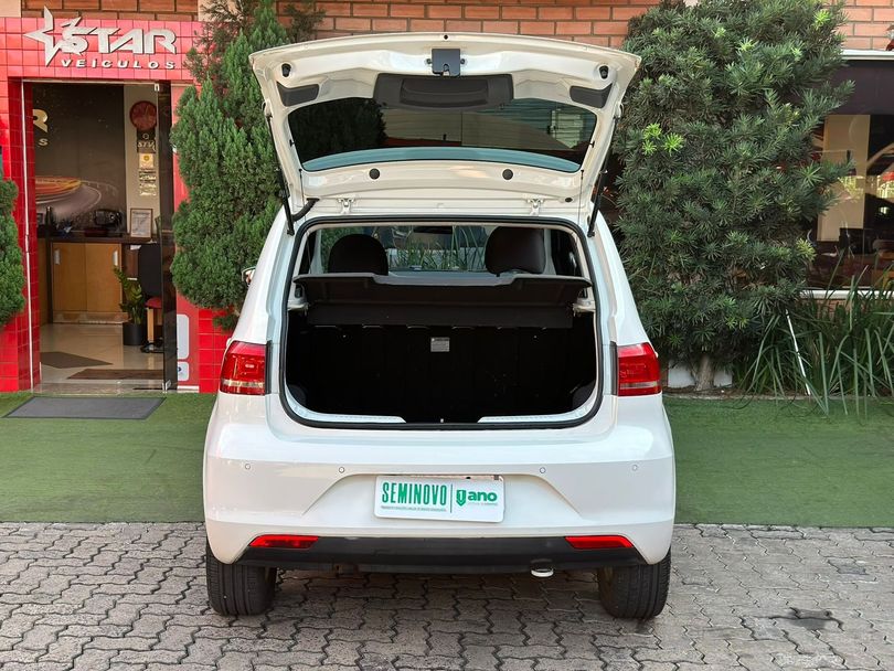 VolksWagen Fox Comfortline 1.6 Flex 8V 5p