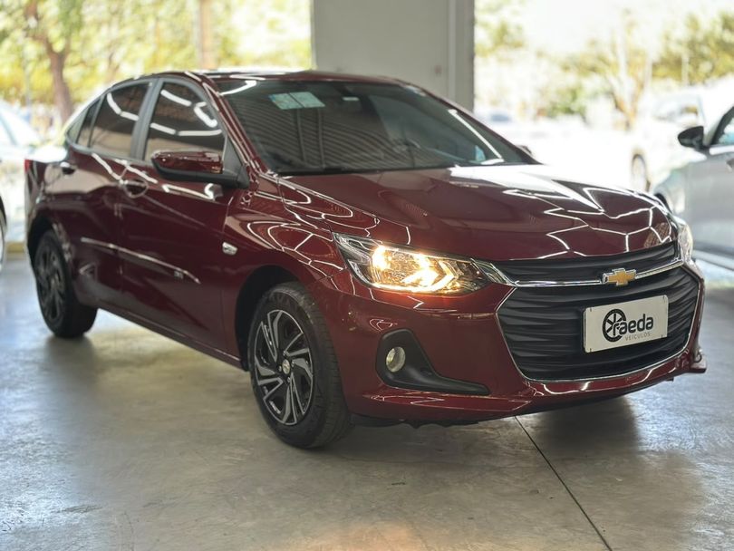 Chevrolet ONIX SEDAN Plus LT 1.0 12V Flex 4p Mec.