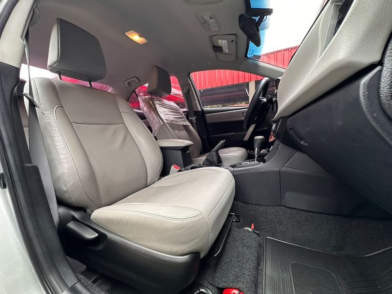 Toyota Corolla XEi 2.0 Flex 16V Aut.