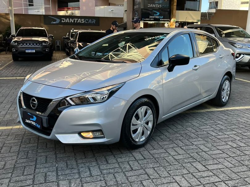 Nissan VERSA Sense 1.6 16V Flex Aut.
