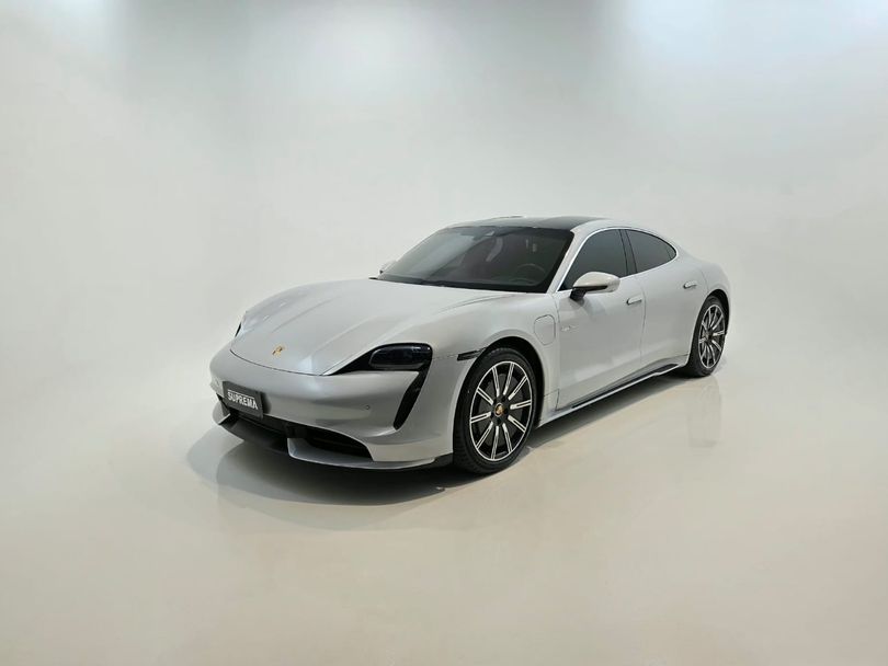Porsche Taycan Turbo (Elétrico)