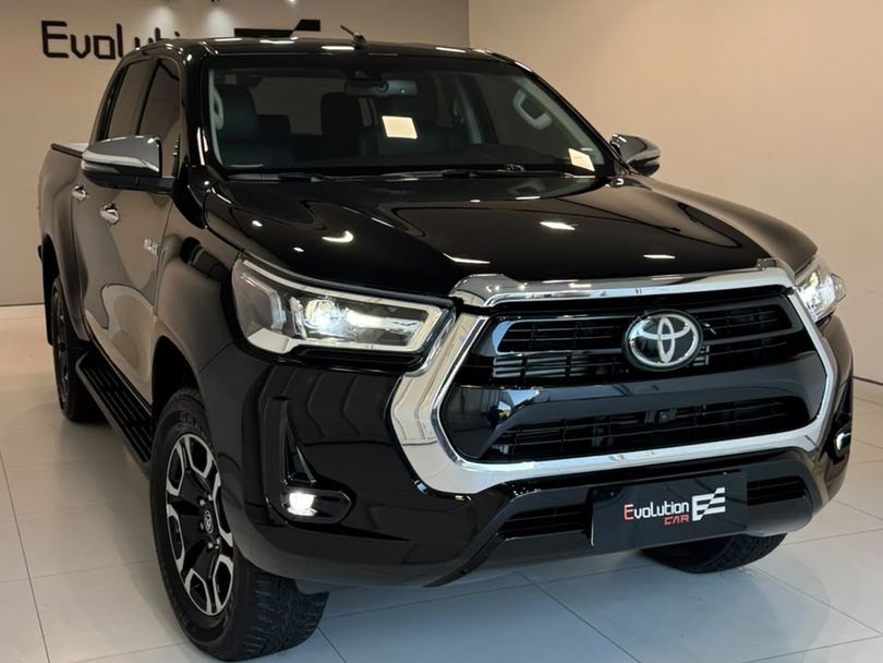 Toyota Hilux CD SRX 4x4 2.8 TDI 16V Diesel Aut.