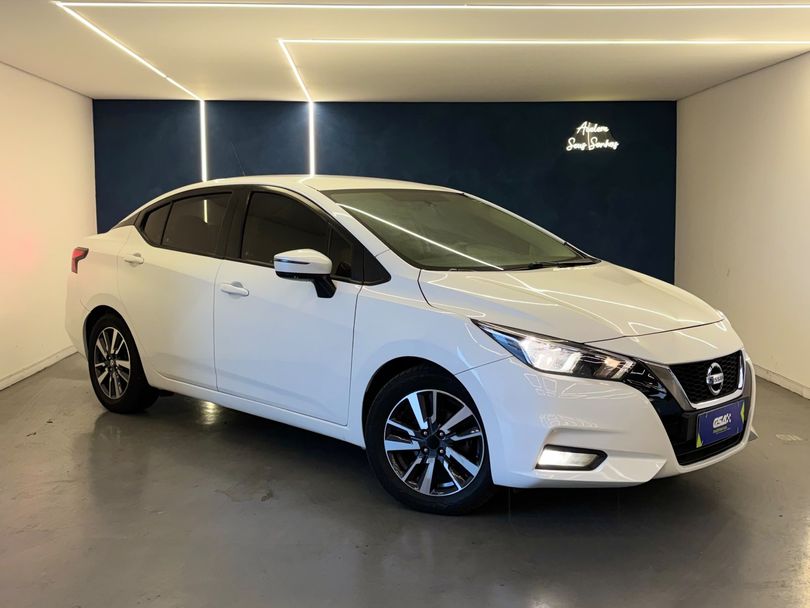 Nissan VERSA Advance 1.6 16V Flex Aut.