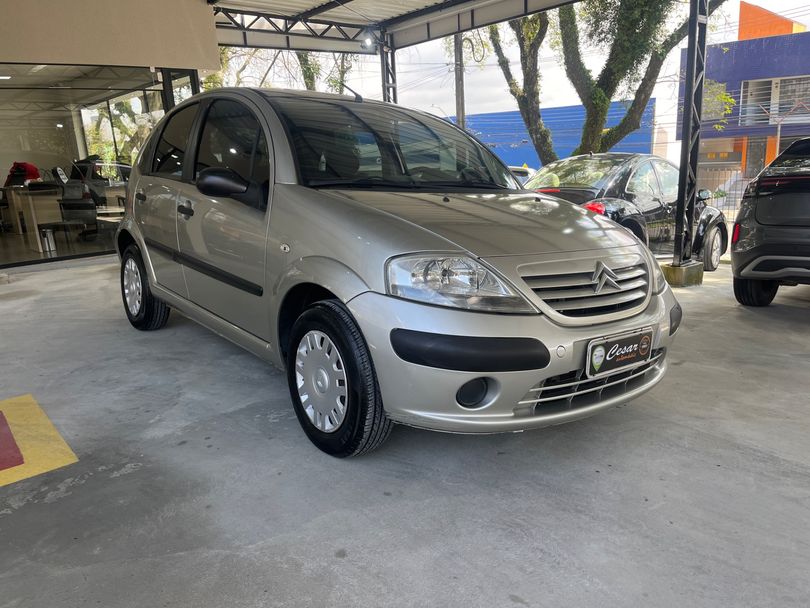 Citroën C3 GLX 1.4/ GLX Sonora 1.4 Flex 8V 5p