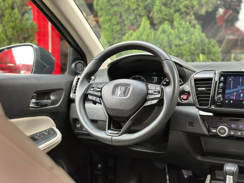Honda CITY Sedan Touring 1.5 Flex 16V 4p Aut.