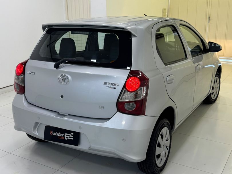 Toyota ETIOS X 1.3 Flex 16V 5p Mec.
