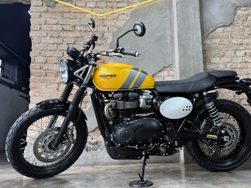 TRIUMPH SCRAMBLER 900cc