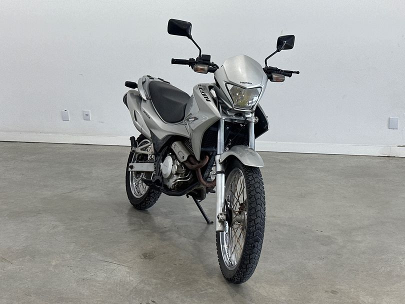HONDA NX 400i FALCON