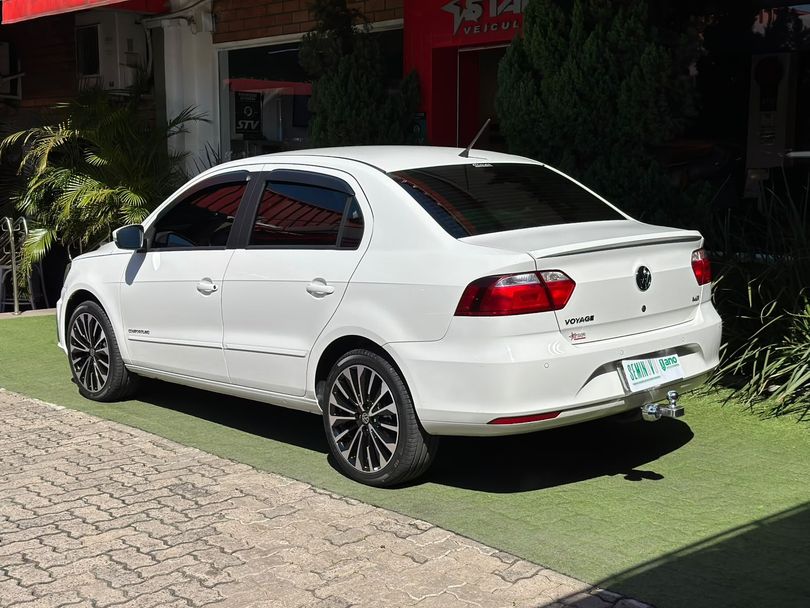 VolksWagen VOYAGE COMF/Highli. 1.6 T.Flex 8V 4p